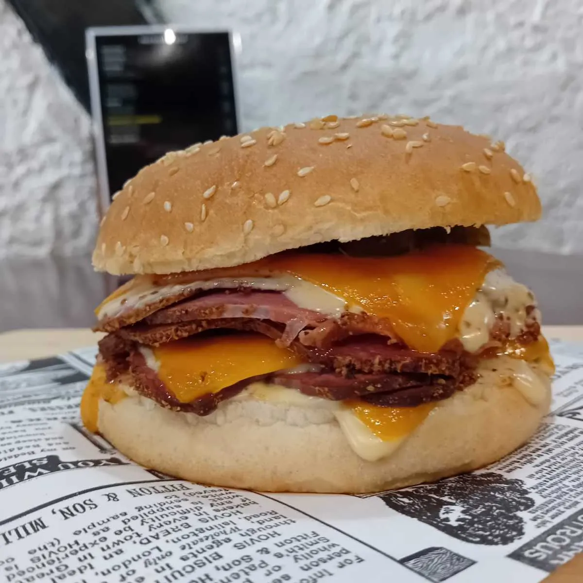 Nº11 Hamburguesa de Pastrami de Ternera «Maxi Bag»