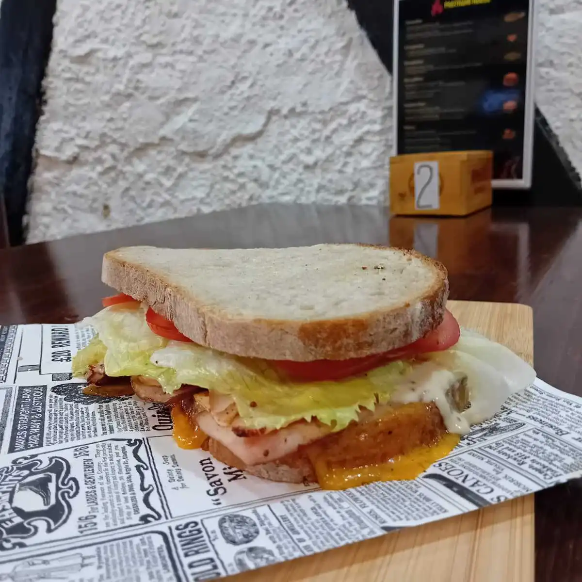 Nº6 Sandwich de Pastrami de Pollo y Pavo